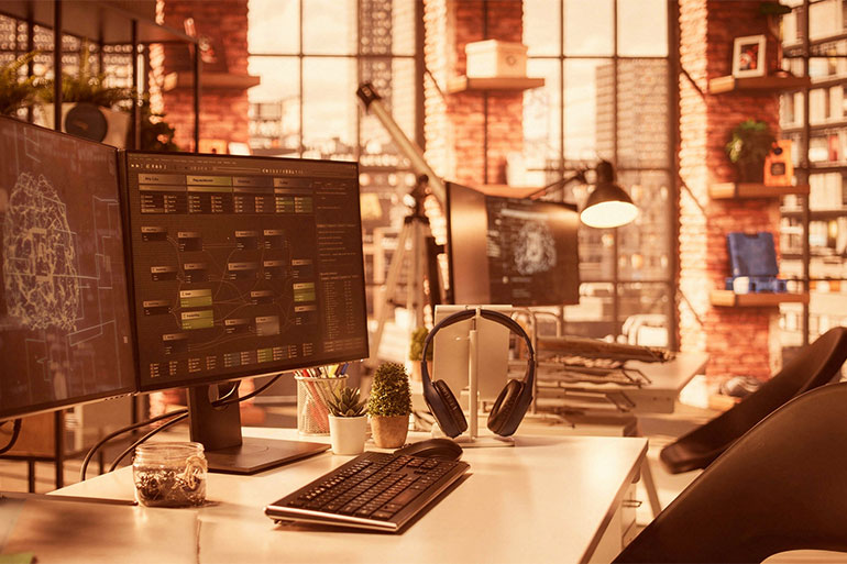 Sprachkern | IT-Unternehmen | Kommunikationslinie | PC-Arbeitsplatz